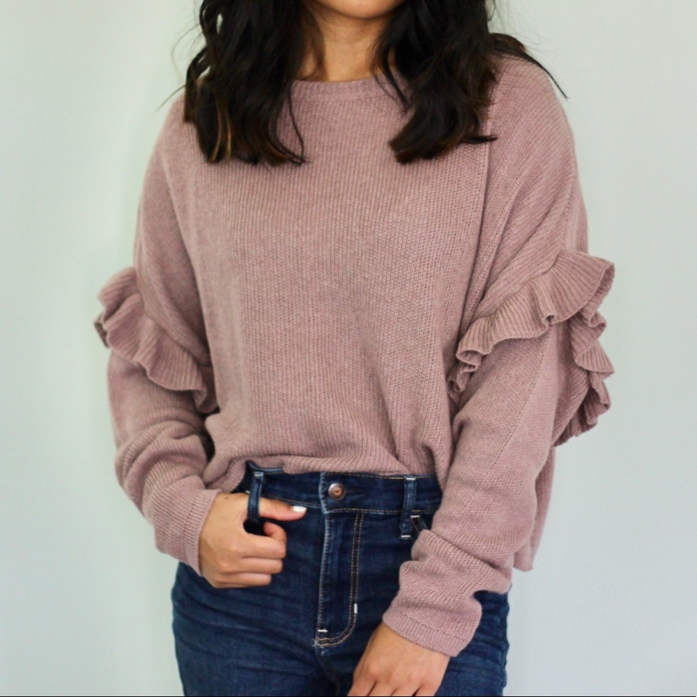 BNWT American Eagle Ruffle Sweater